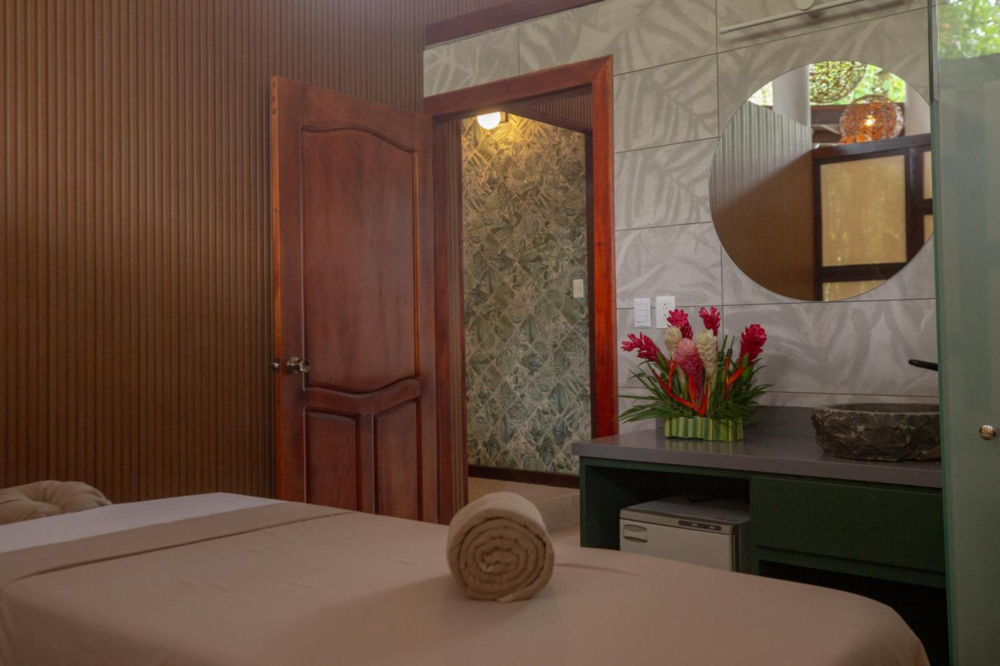 Aninga Lodge Тортугеро Екстериор снимка